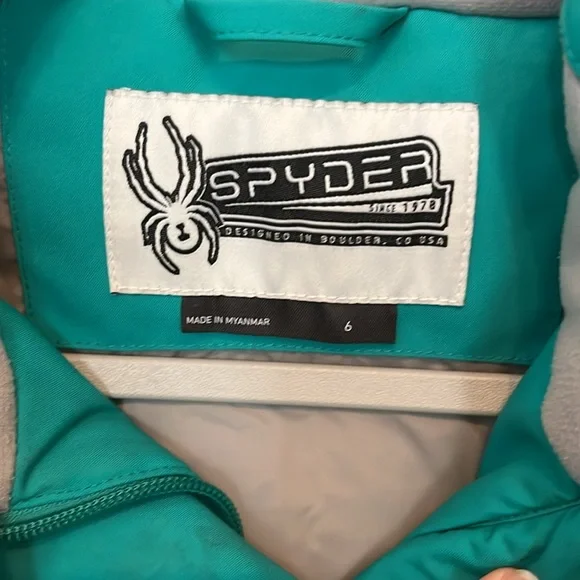 Spyder ski jacket with powder skirt